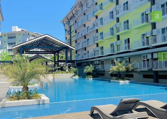 Unit Near Mactan Airport With Pool, Gym, Free Wifi, And Netflix